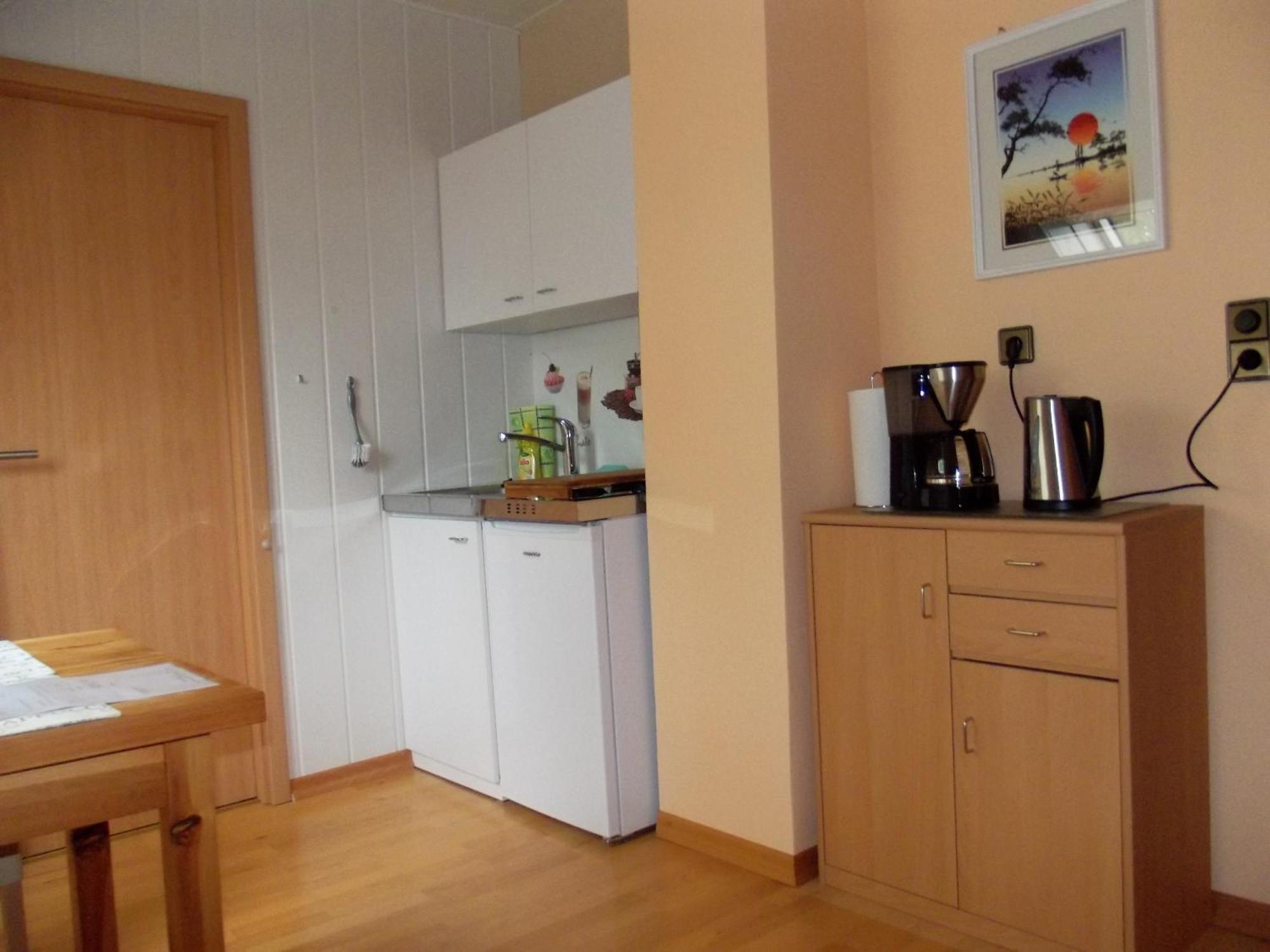 Buedingen-Ferienwohnung Bausch Экстерьер фото